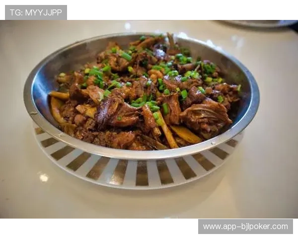 布加勒斯特迪纳摩新球场从民间呼吁到破土动工，二十年守望终迎曙光